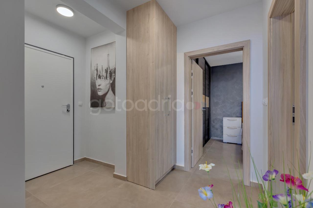 Luxury Seaview Apt Luki - Free Parking Makarska Extérieur photo