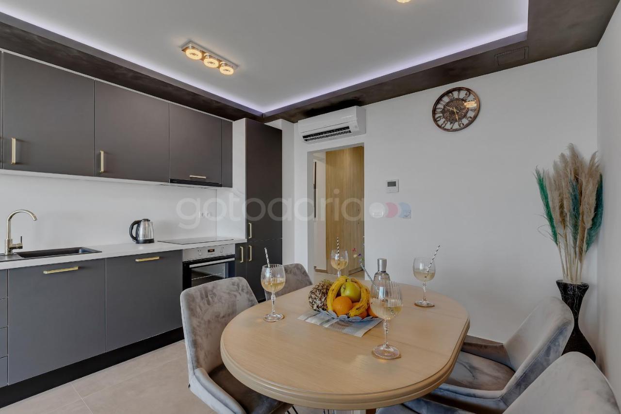 Luxury Seaview Apt Luki - Free Parking Makarska Extérieur photo